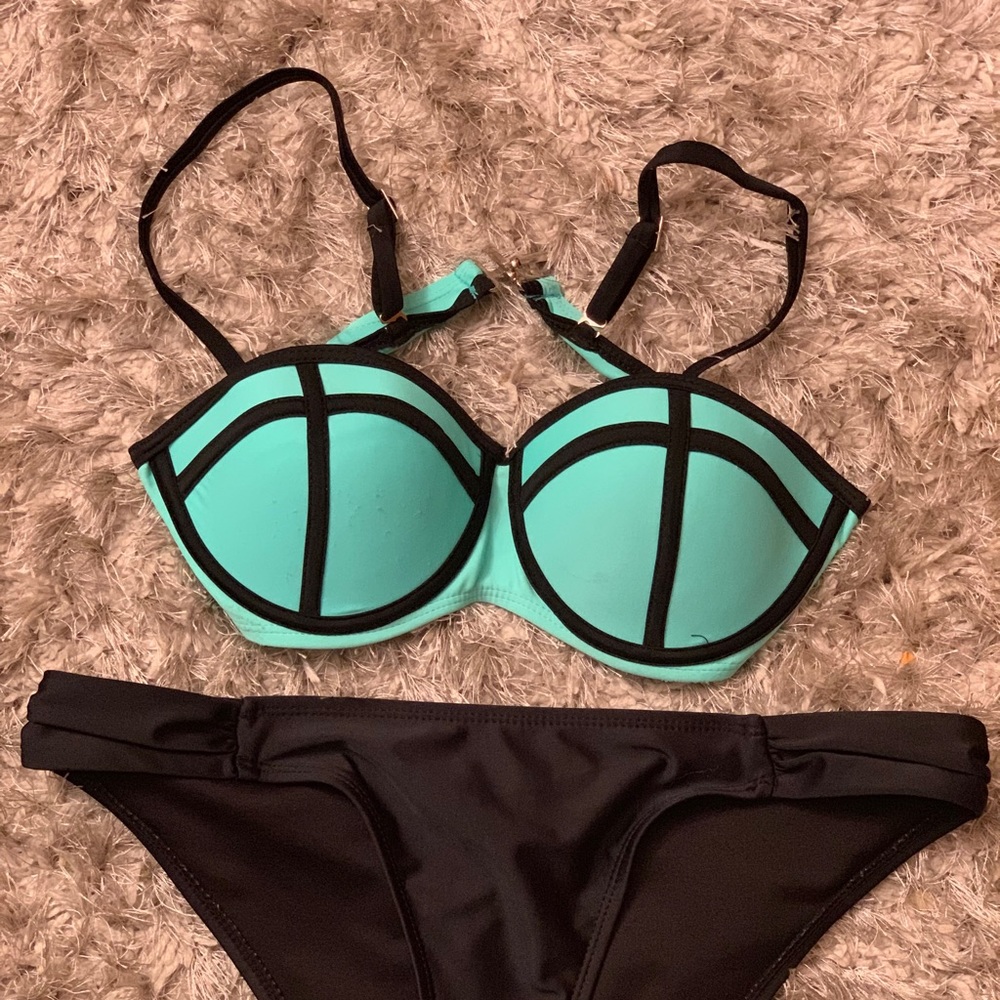 Turquoise and Black Geometric Bandeau